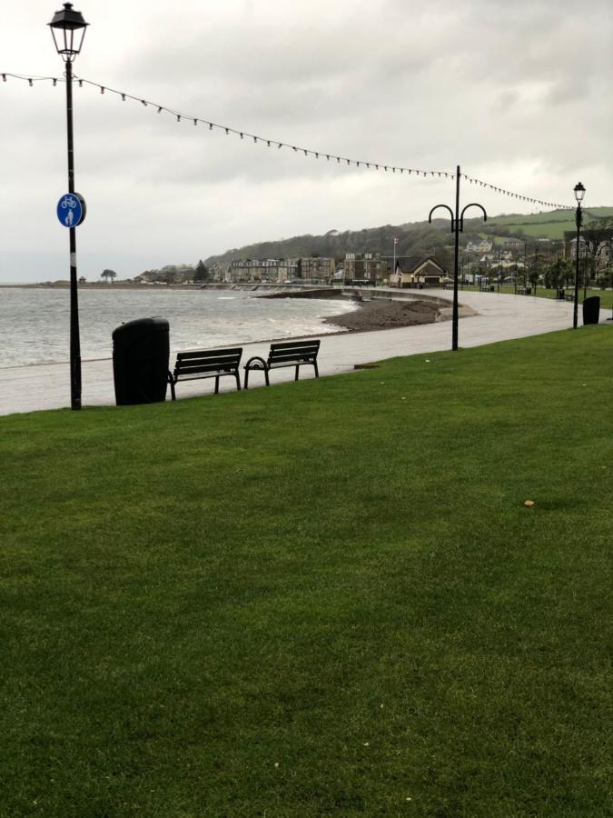 Ace Largs Ground Floor Apartment With Garden Exterior foto